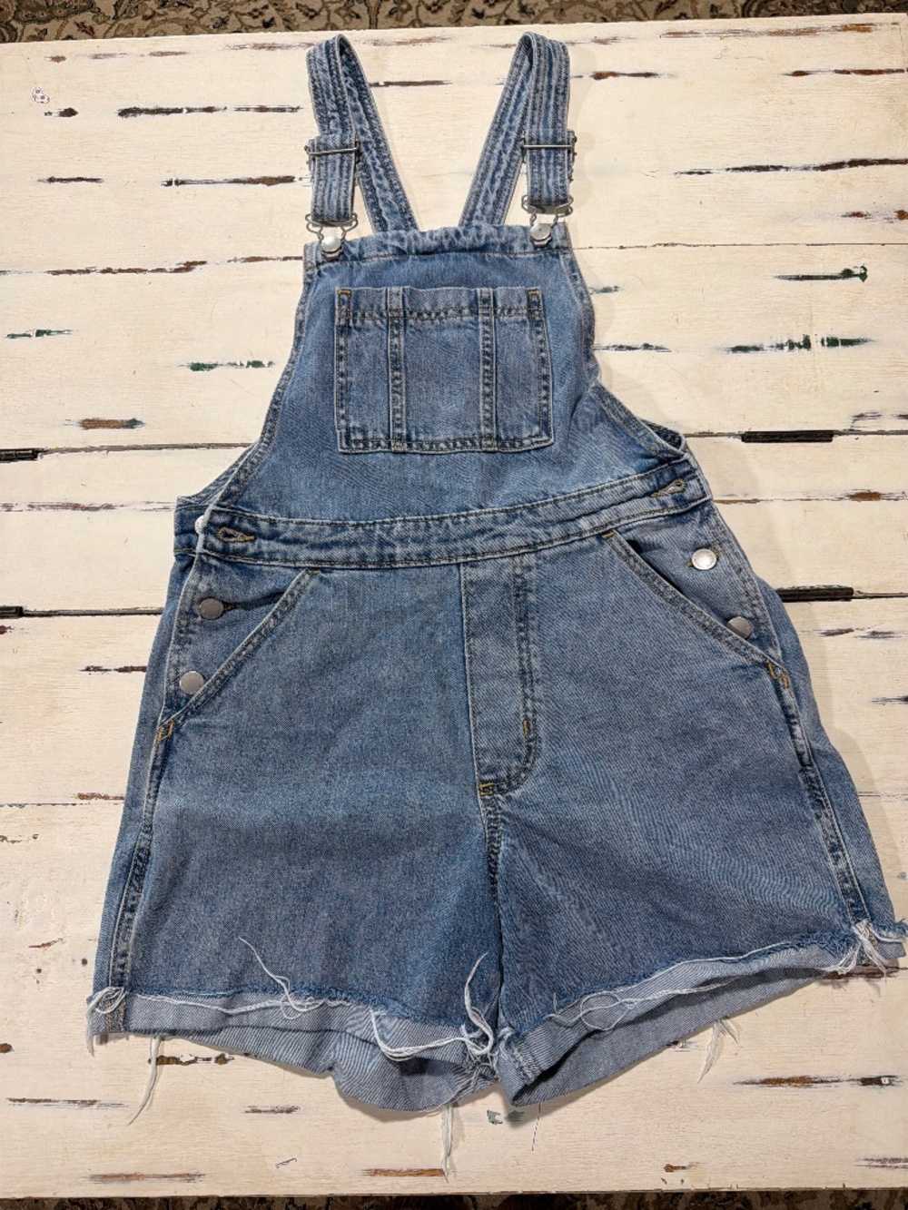 Universal Thread Denim Shortalls Womens Wash Distressed Raw Hem Size 2